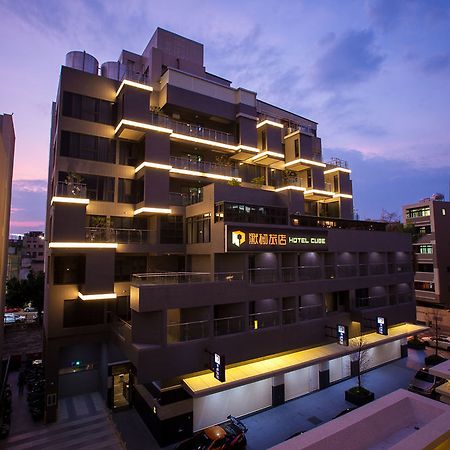 Hotel Cube Тайчжун Экстерьер фото